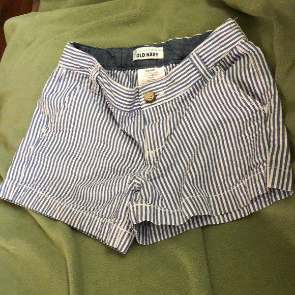 Girls shorts size 10 & Seattle Seahawks medium. - Picture 2 of 3